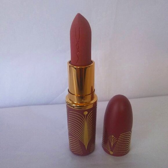 MAC Macximal Matte Lipstick Velvet Teddy- Gold Std- NWT - Picture 1 of 6